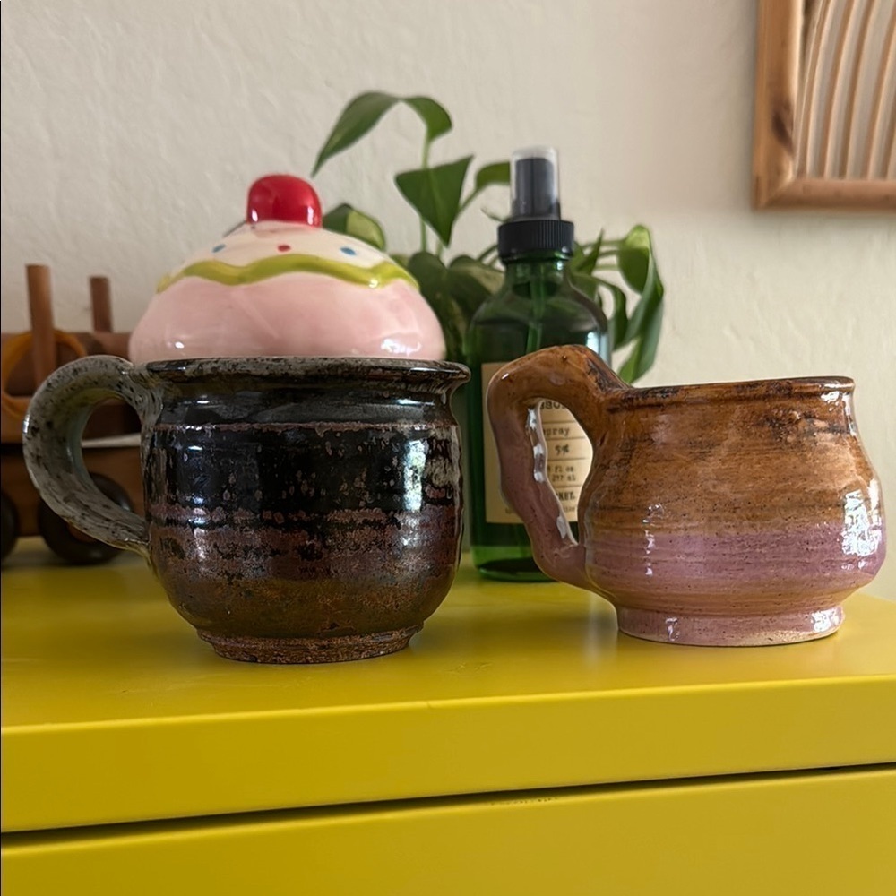 Set of 2 Handmade Pottery Coffee Mugs 8oz Espresso Latte Brown Pink